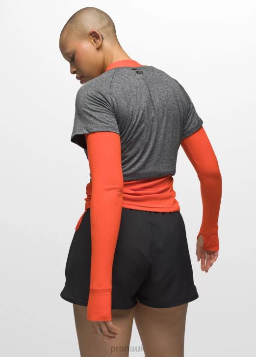 prAna Women Alpenglow Short Sleeve 604H109 Clothing Charcoal Heather