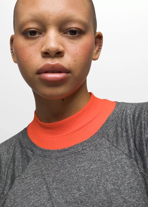 prAna Women Alpenglow Short Sleeve 604H109 Clothing Charcoal Heather